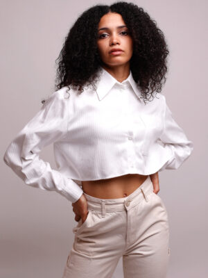 Mod.1 Camicia cropped con tasca