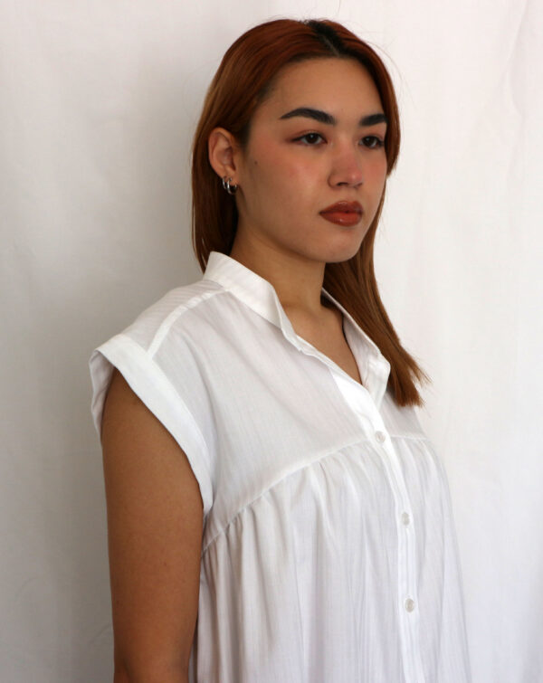 Mod.011_Camicia smanicata - immagine 3