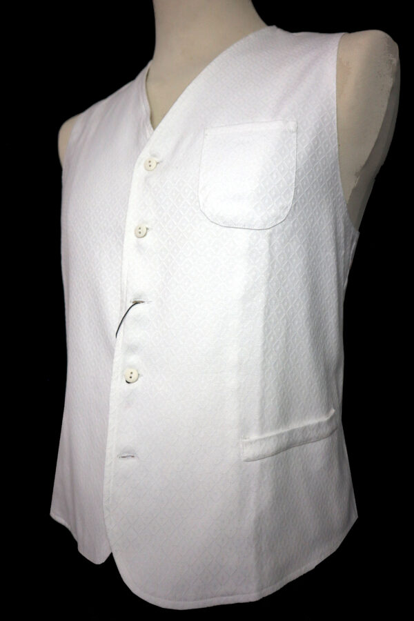 Mod.024_ Gilet bottoni - immagine 4