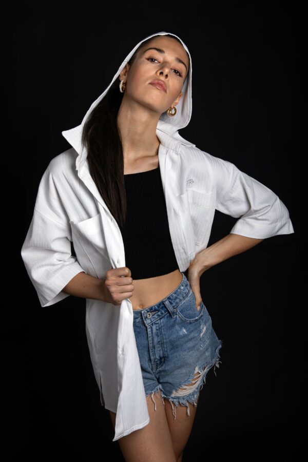 Mod.028_ Camicia Hooded con manica