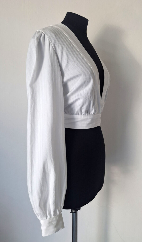 Mod.046_Top scollo V - immagine 3
